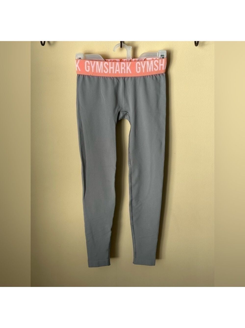 Gymshark Women’s Leggings Light Gray Pink Band Size Xs